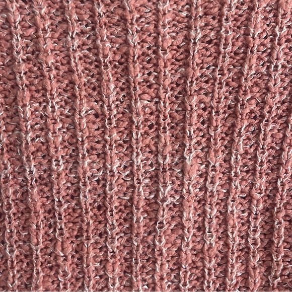 FREE PEOPLE Star Dune Sweater S 21” p2p Blush Coral $78 Retail EUC - Picture 6 of 10